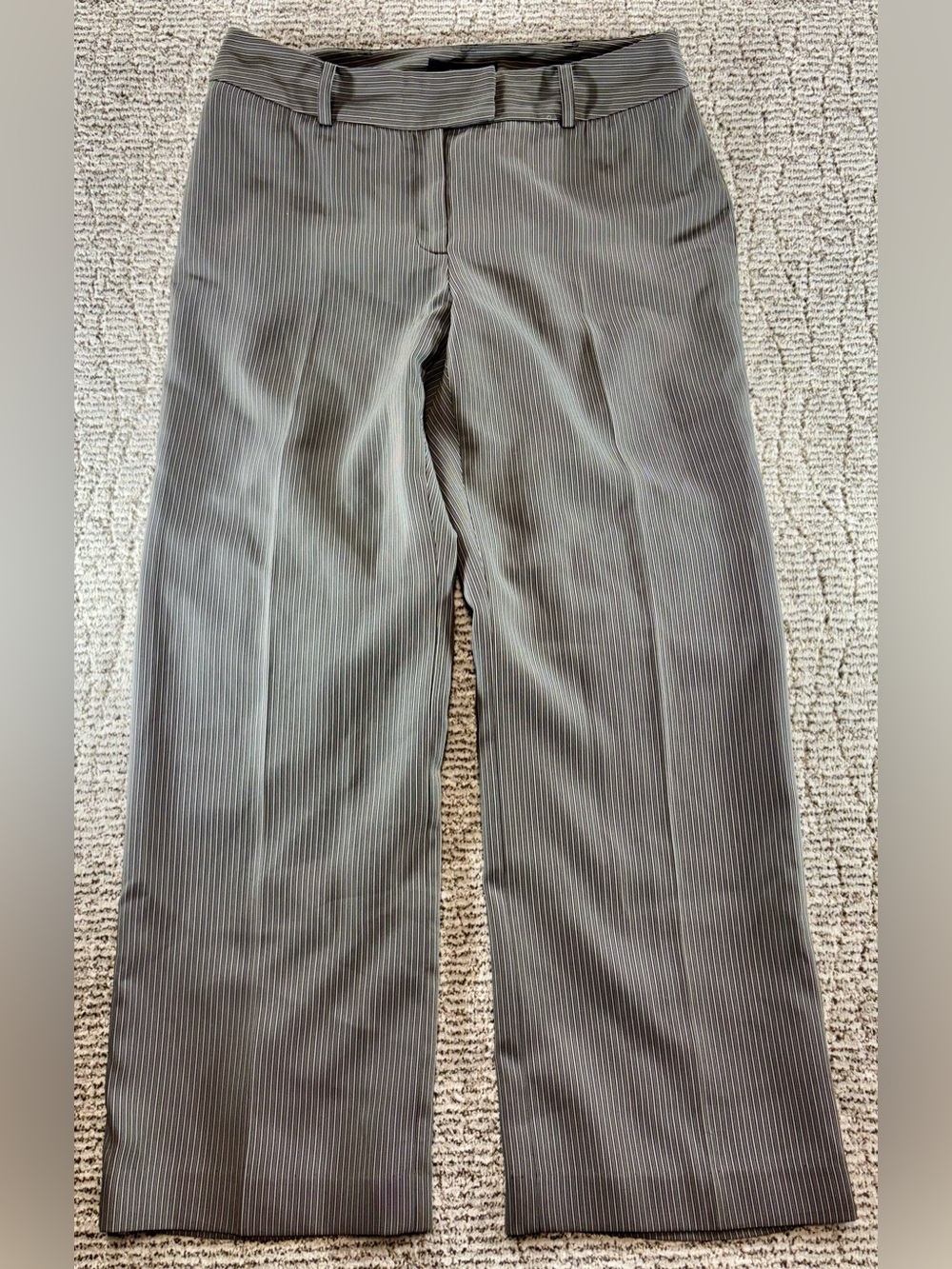 Jones‎ Wear Women’s Size 12 Gray Pinstriped Trouser Pants